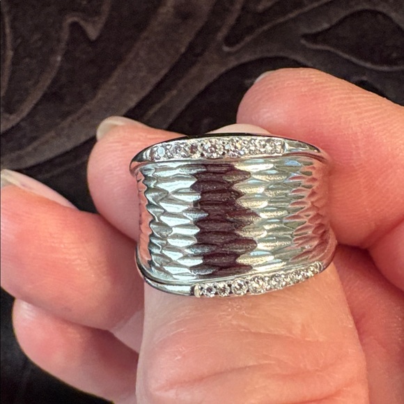 Silpada Textured Silver CZ Ring with Box Sz 8 - Picture 6 of 11